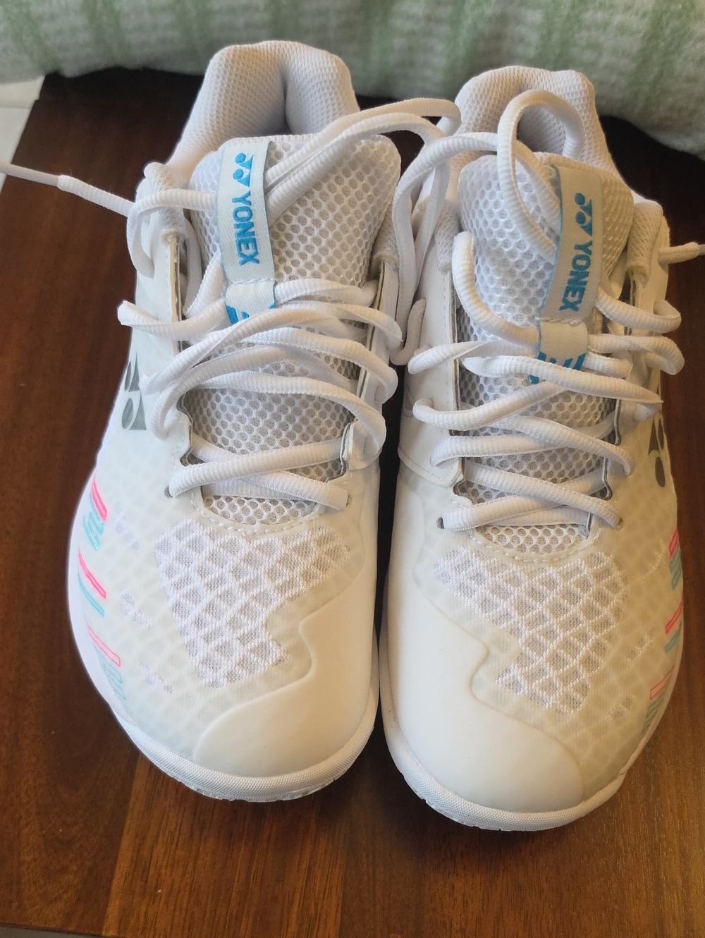 Yonex Cascade Accel Wide Badminton Shoes Size 7.5 Wide